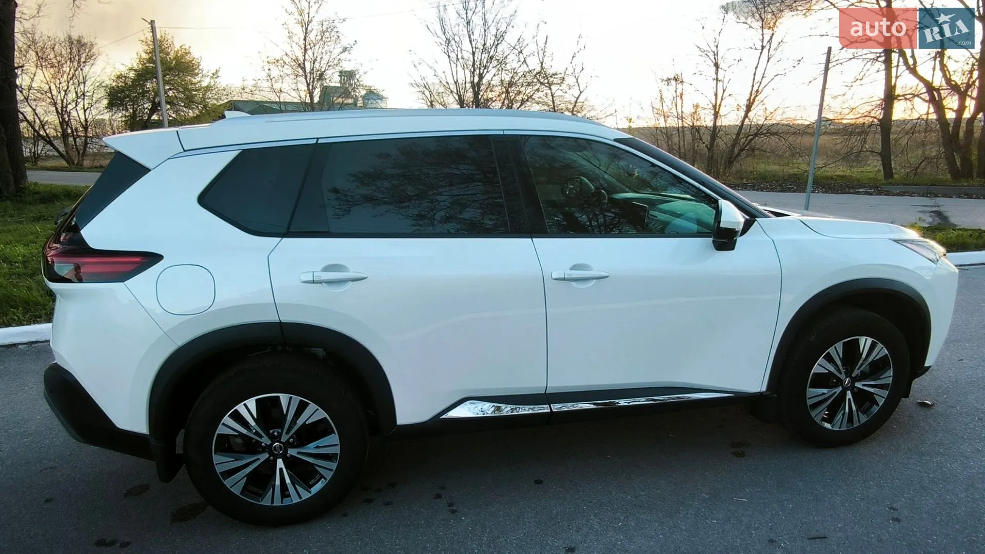 2021 Nissan Rogue - мініатюра 8