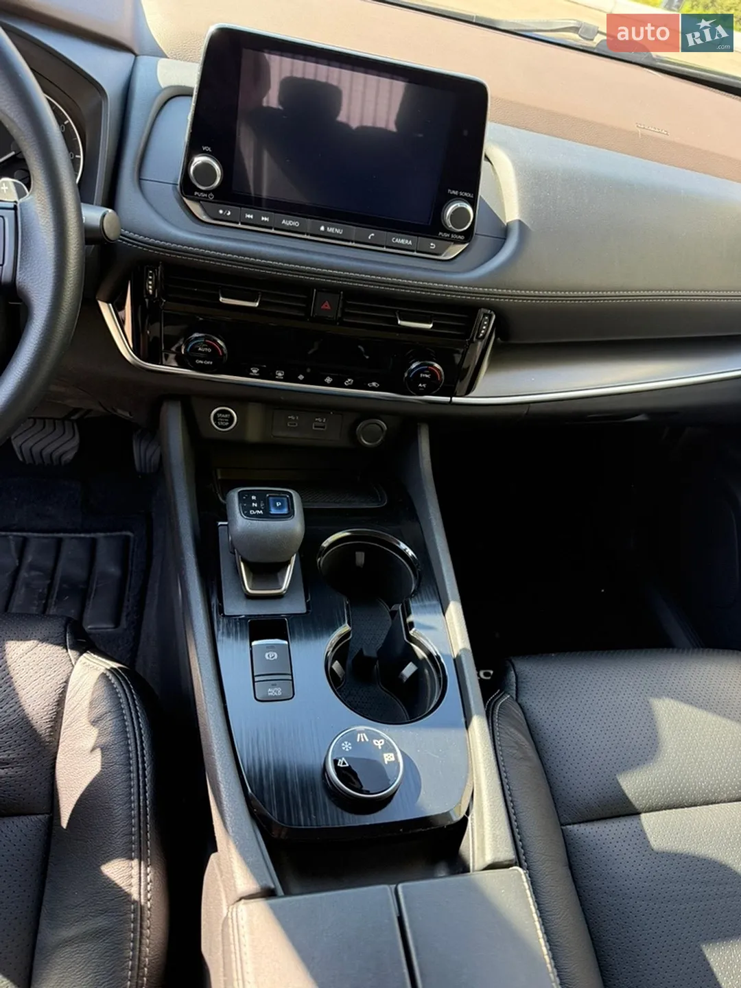 2022 Nissan Rogue - мініатюра 17