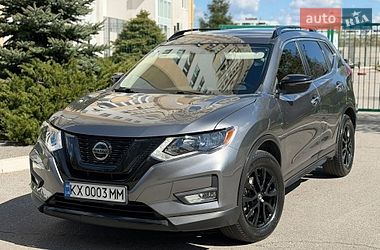 Внедорожник / Кроссовер Nissan Rogue 2018 в Харькове