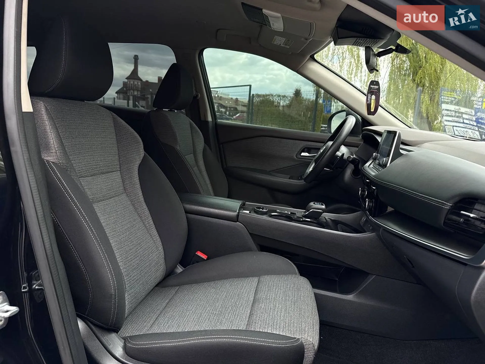 2022 Nissan Rogue - мініатюра 21