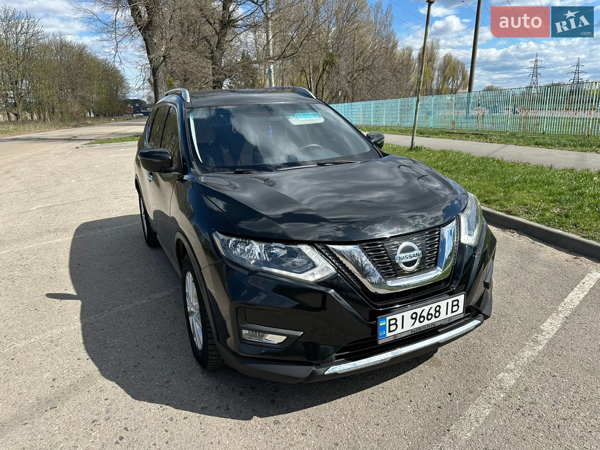 2017 Nissan Rogue - мініатюра 2