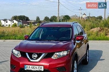 Позашляховик / Кросовер Nissan Rogue 2015 в Києві