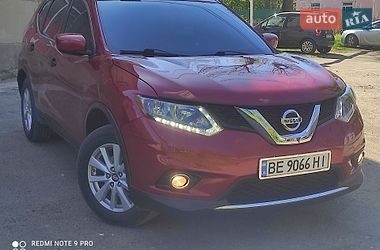 Позашляховик / Кросовер Nissan Rogue 2015 в Миколаєві