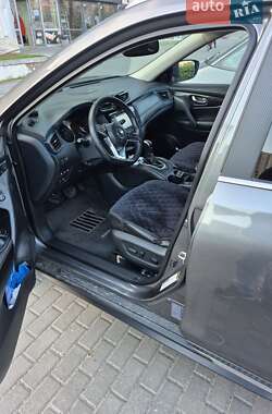 Позашляховик / Кросовер Nissan Rogue 2019 в Луцьку