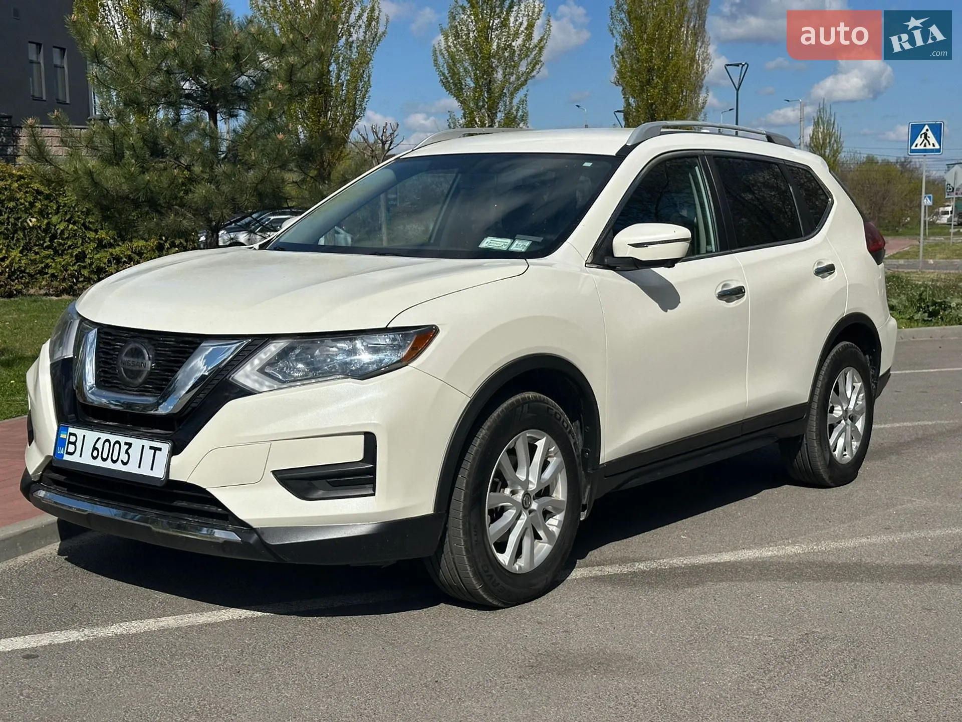2017 Nissan Rogue - мініатюра 3