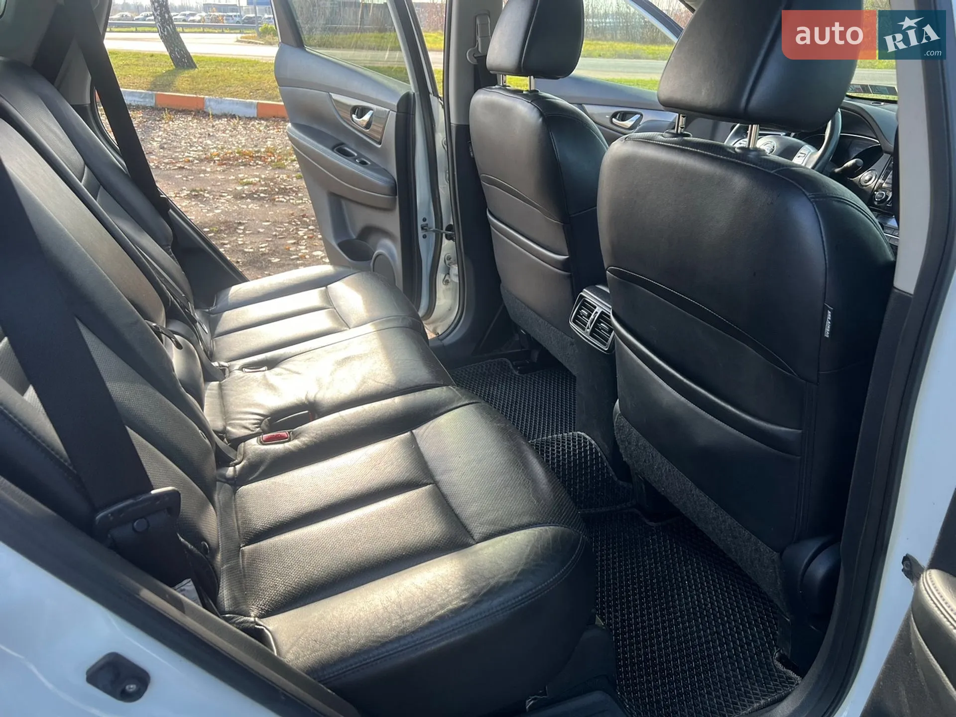 2014 Nissan Rogue - мініатюра 16