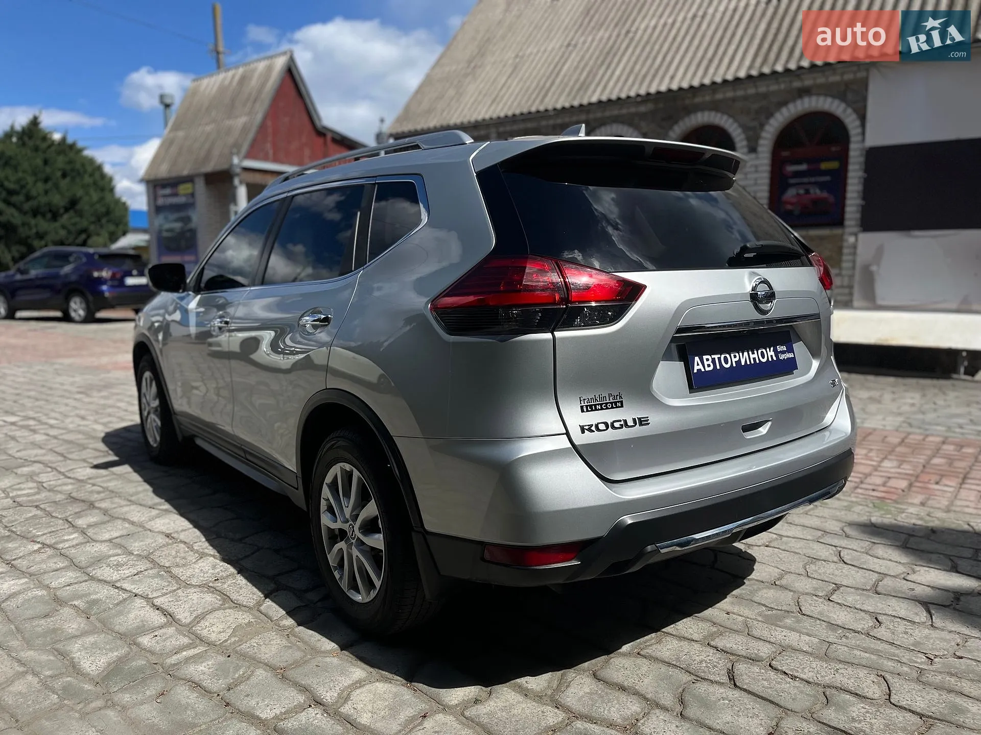 2017 Nissan Rogue - мініатюра 7