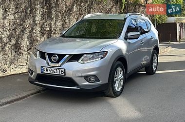 Внедорожник / Кроссовер Nissan Rogue 2016 в Киеве