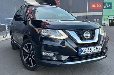 Внедорожник / Кроссовер Nissan Rogue 2019 в Киеве