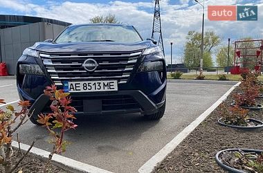 Внедорожник / Кроссовер Nissan Rogue 2024 в Днепре