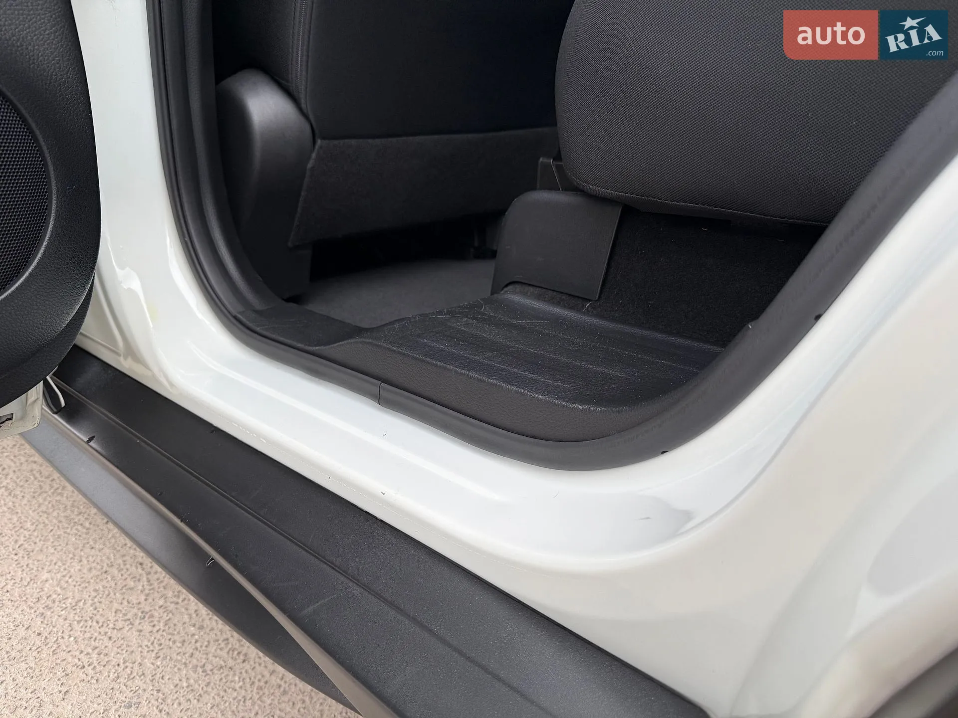 2017 Nissan Rogue - мініатюра 35
