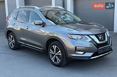 Позашляховик / Кросовер Nissan Rogue 2017 в Вінниці