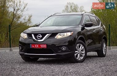 Внедорожник / Кроссовер Nissan Rogue 2016 в Дрогобыче