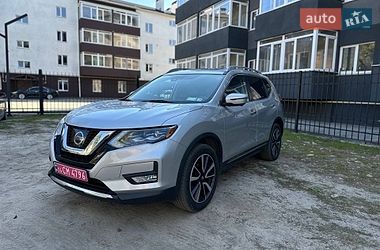 Внедорожник / Кроссовер Nissan Rogue 2017 в Ахтырке