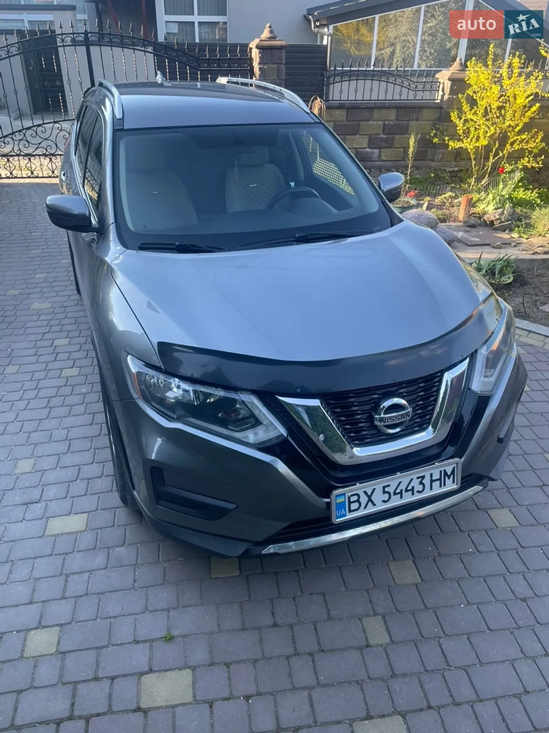 2017 Nissan Rogue - мініатюра 2
