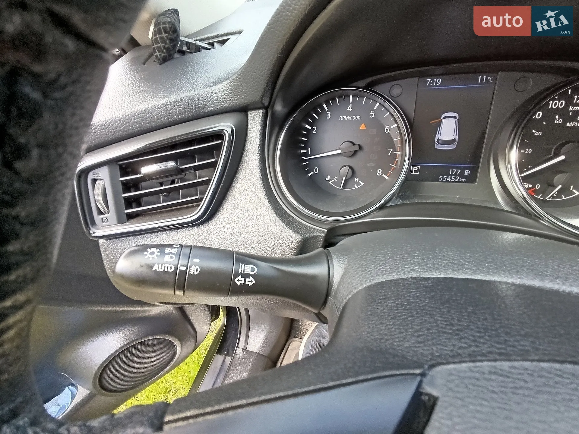 2019 Nissan Rogue - мініатюра 7