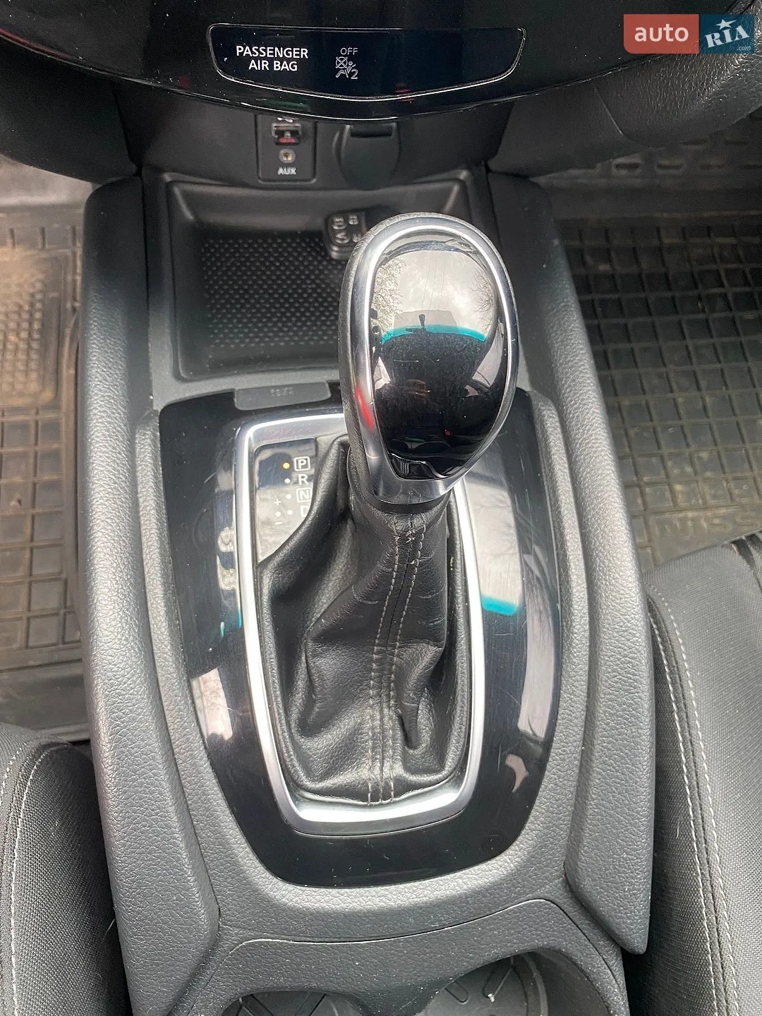 2017 Nissan Rogue - мініатюра 4