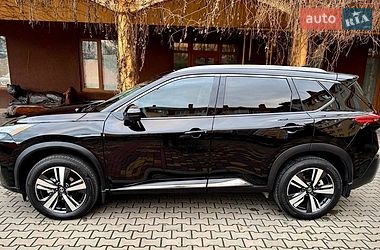 Внедорожник / Кроссовер Nissan Rogue 2021 в Харькове