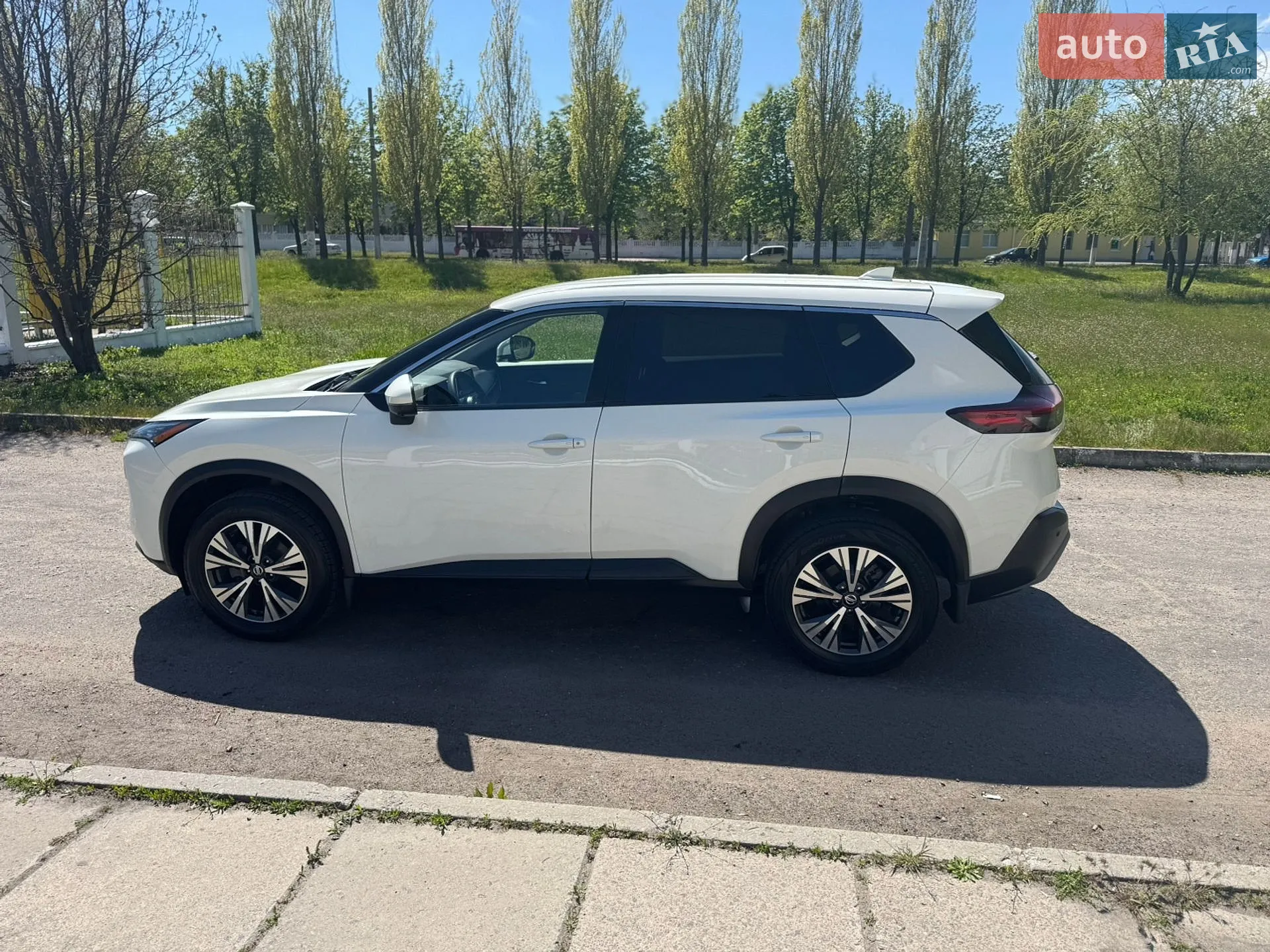 2020 Nissan Rogue - мініатюра 10