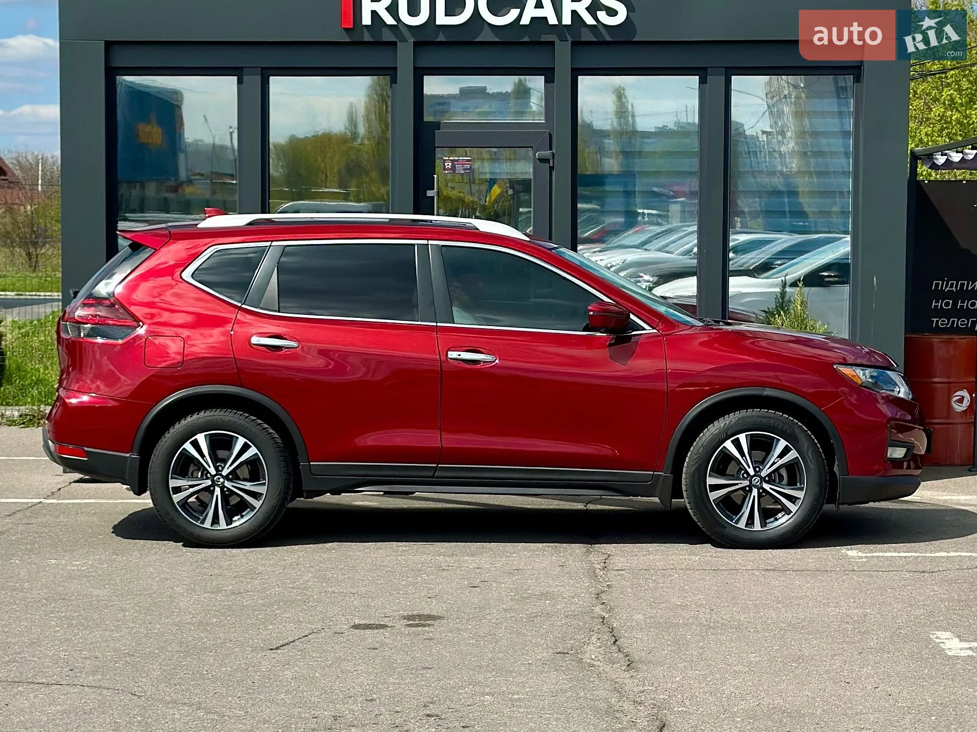 2019 Nissan Rogue - мініатюра 9