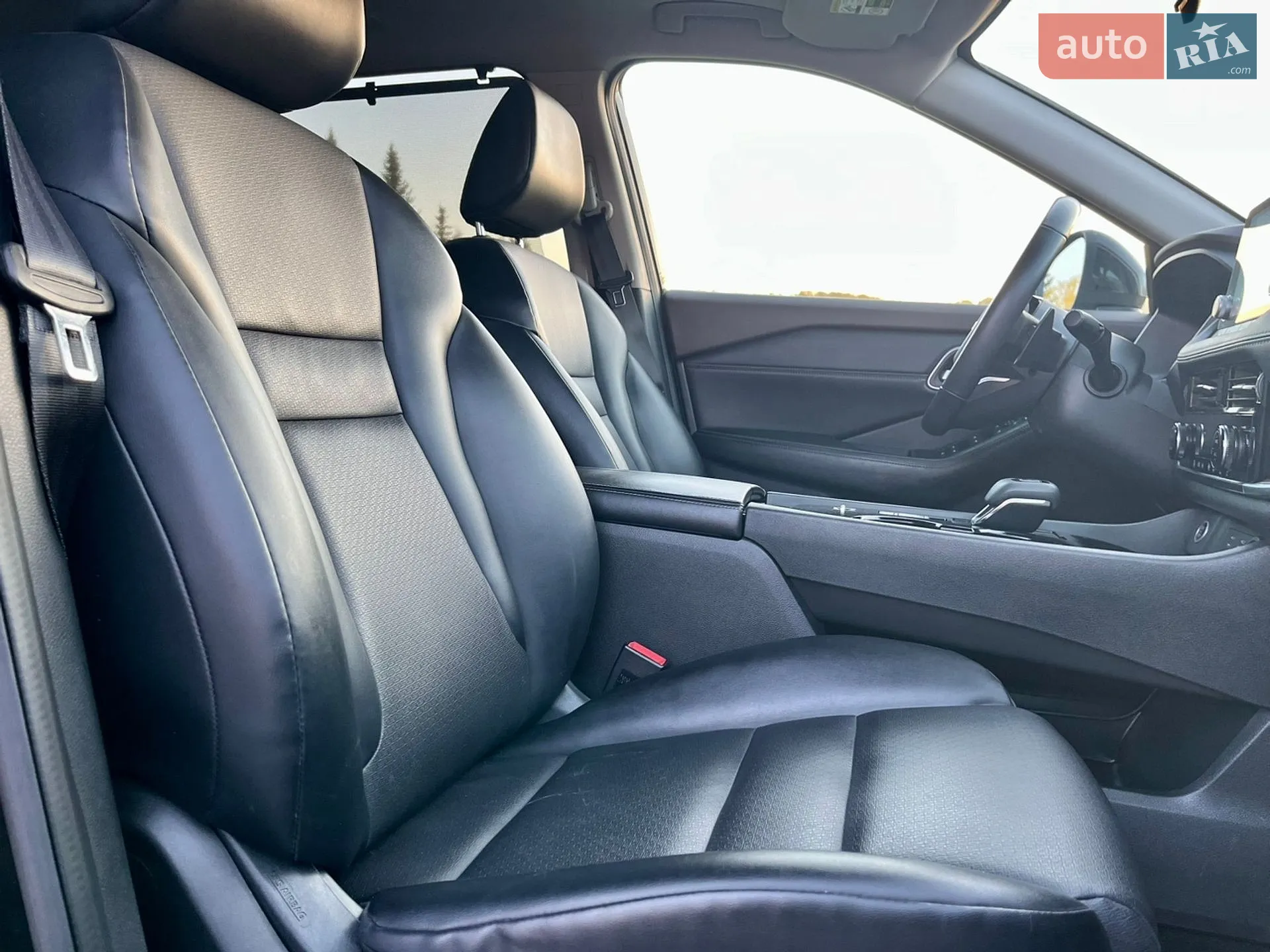 2021 Nissan Rogue - мініатюра 9