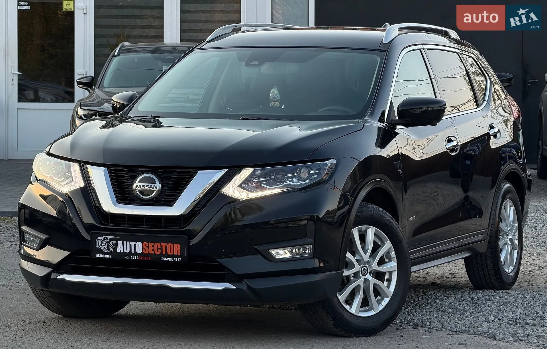 2018 Nissan Rogue - мініатюра 2