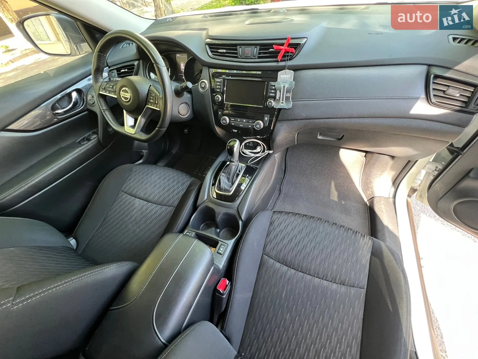 2018 Nissan Rogue - мініатюра 13