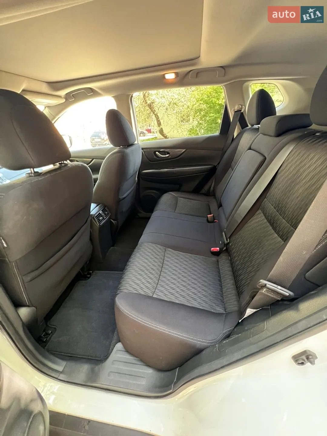 2018 Nissan Rogue - мініатюра 21
