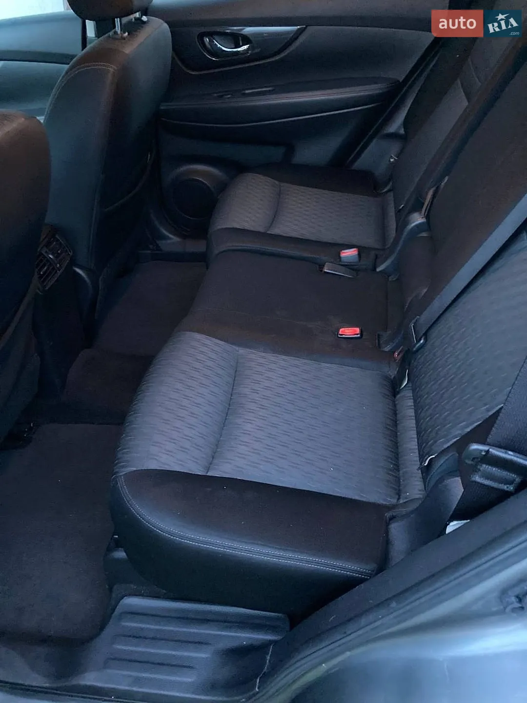 2016 Nissan Rogue - мініатюра 9
