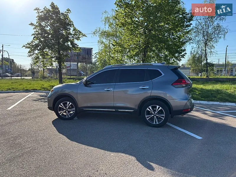 Nissan Rogue