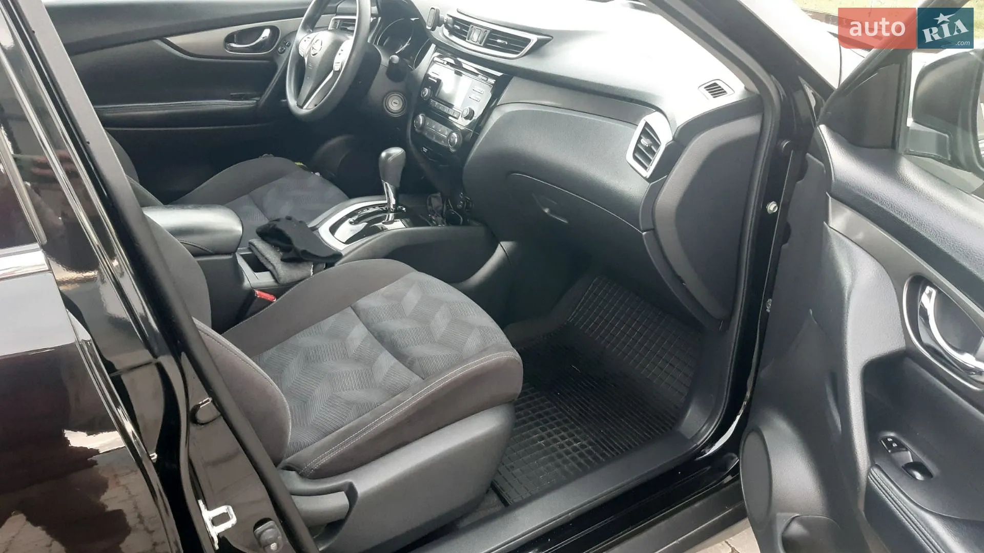 2015 Nissan Rogue - мініатюра 30