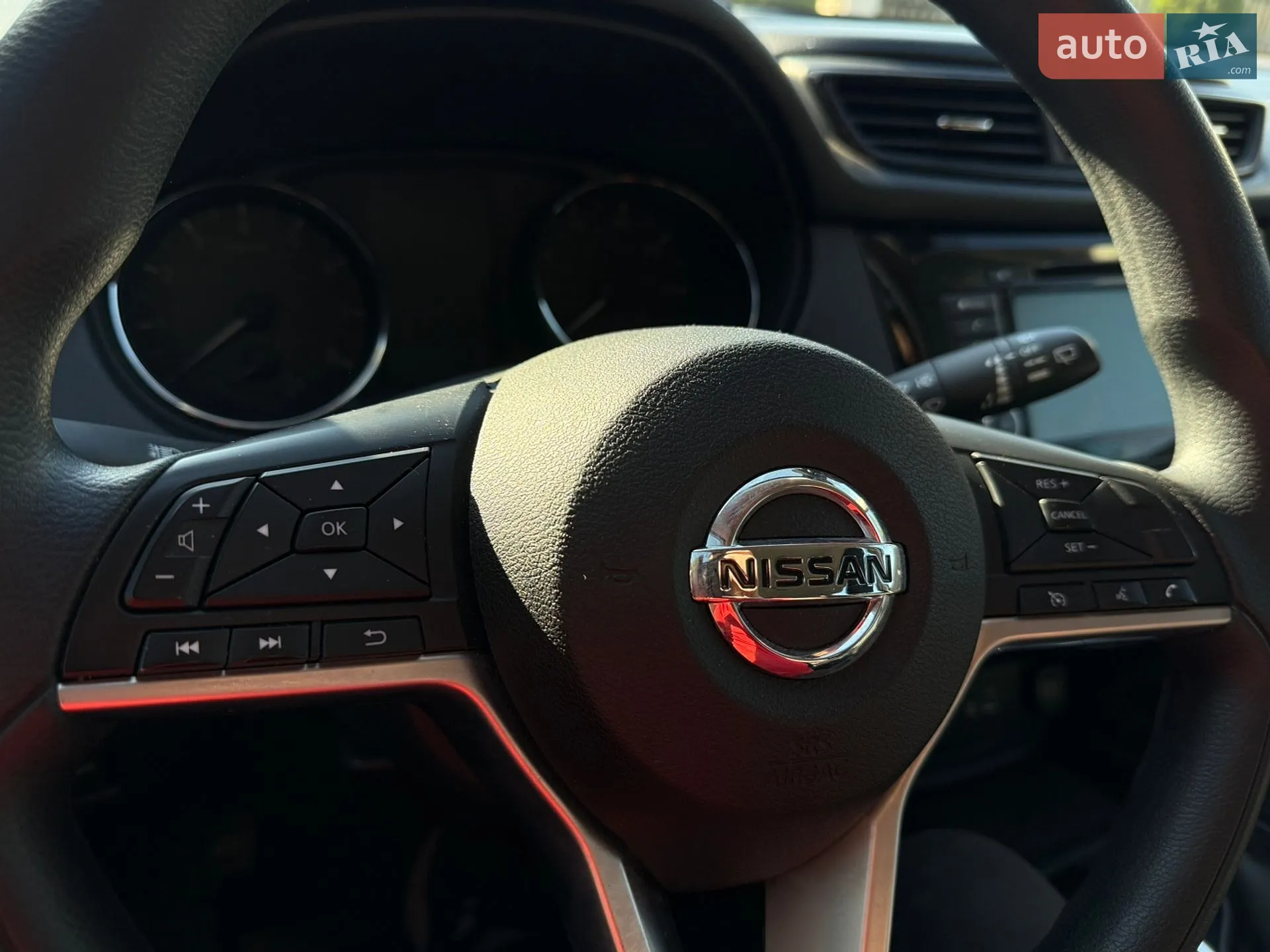 2019 Nissan Rogue - мініатюра 20