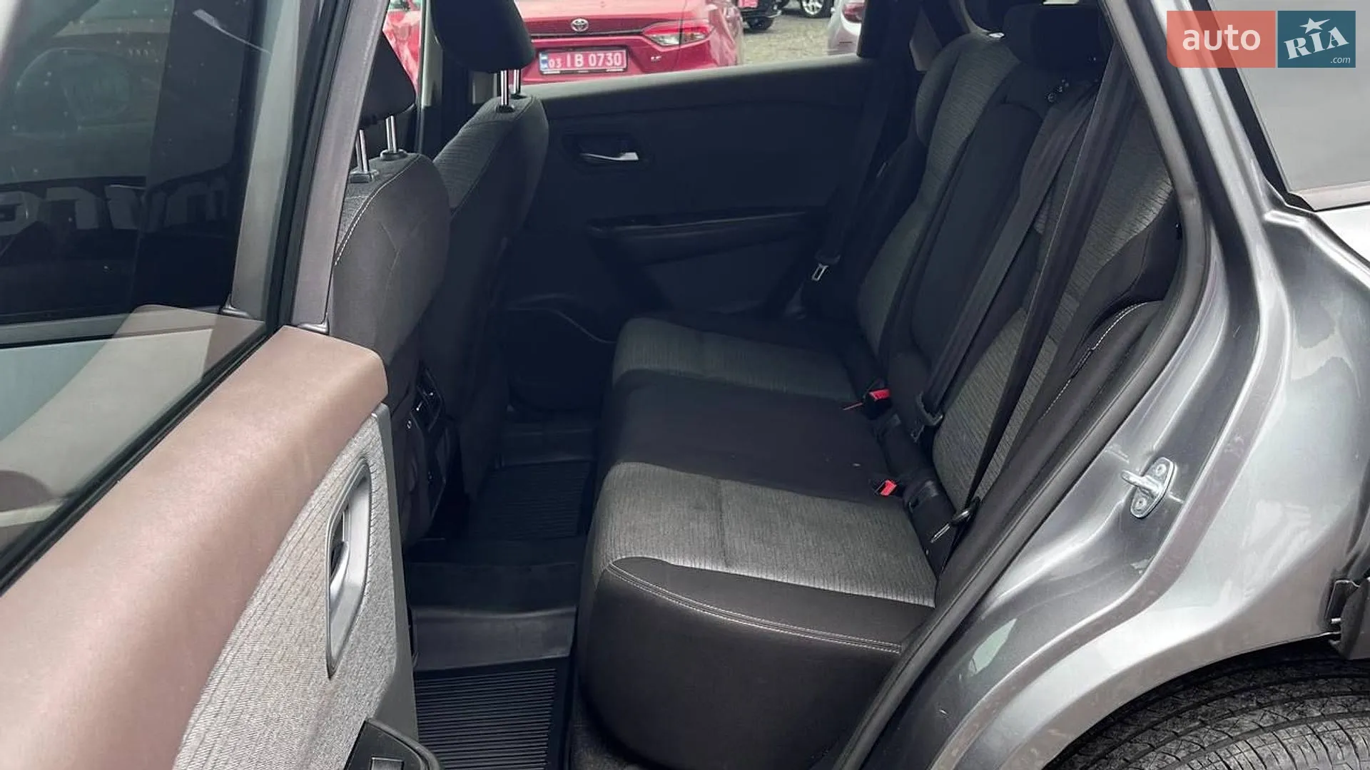 2021 Nissan Rogue - мініатюра 16