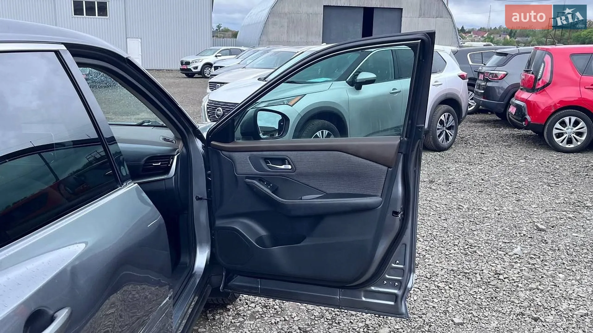2021 Nissan Rogue - мініатюра 21