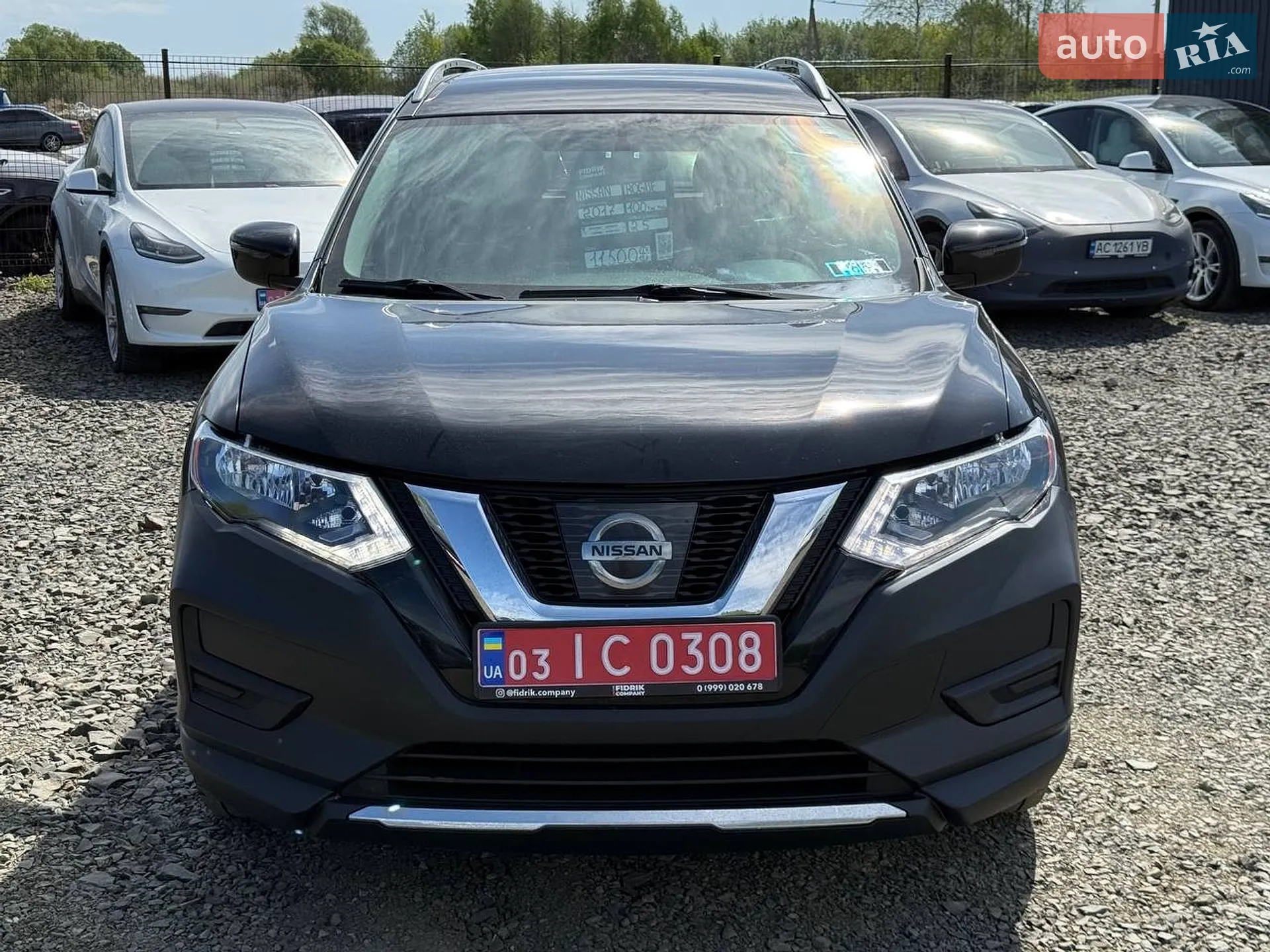 2017 Nissan Rogue - мініатюра 2