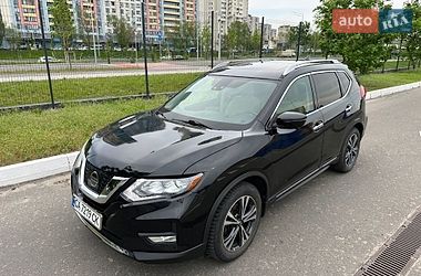 Внедорожник / Кроссовер Nissan Rogue 2017 в Киеве фото 2 Внедорожник / Кроссовер Nissan Rogue 2017 в Киеве