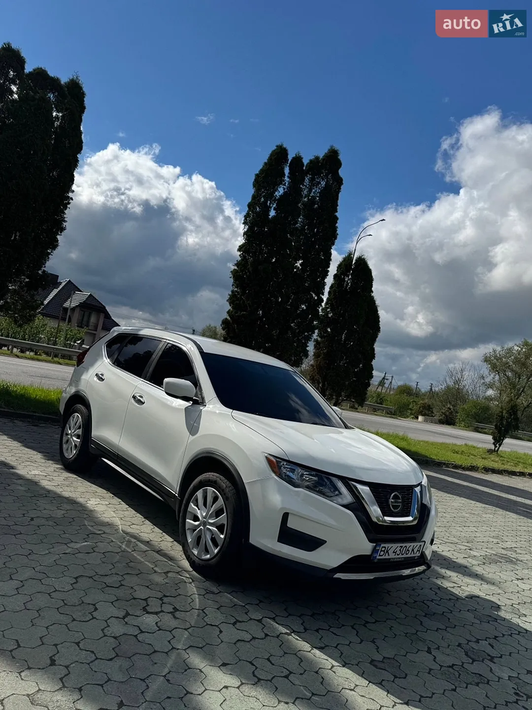 2017 Nissan Rogue - мініатюра 3