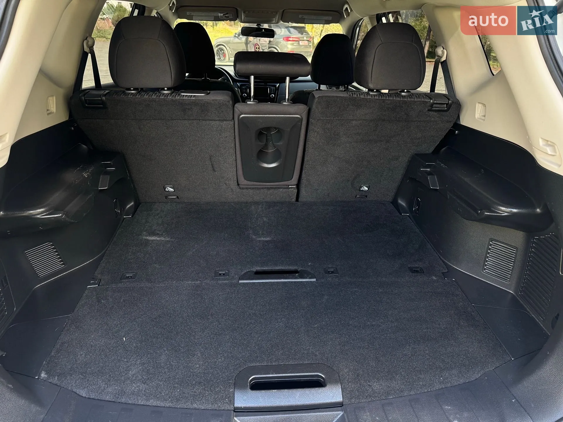 2017 Nissan Rogue - мініатюра 15