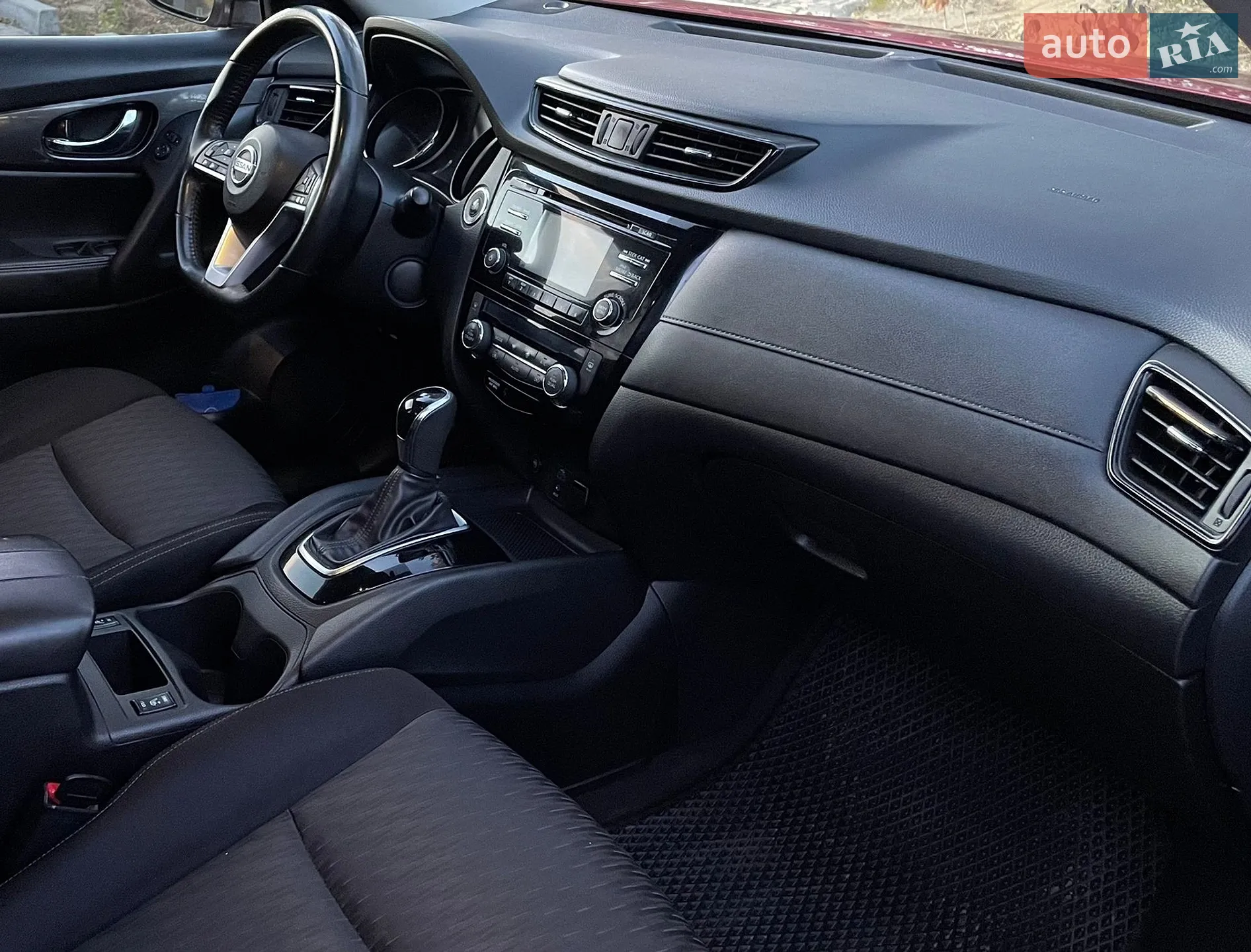 2017 Nissan Rogue - мініатюра 13