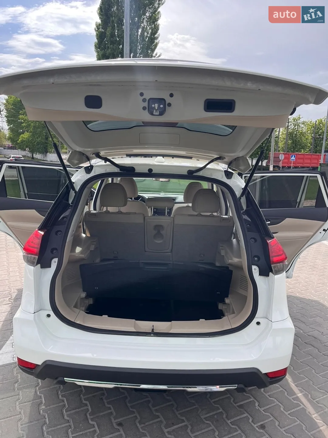 2017 Nissan Rogue - мініатюра 5