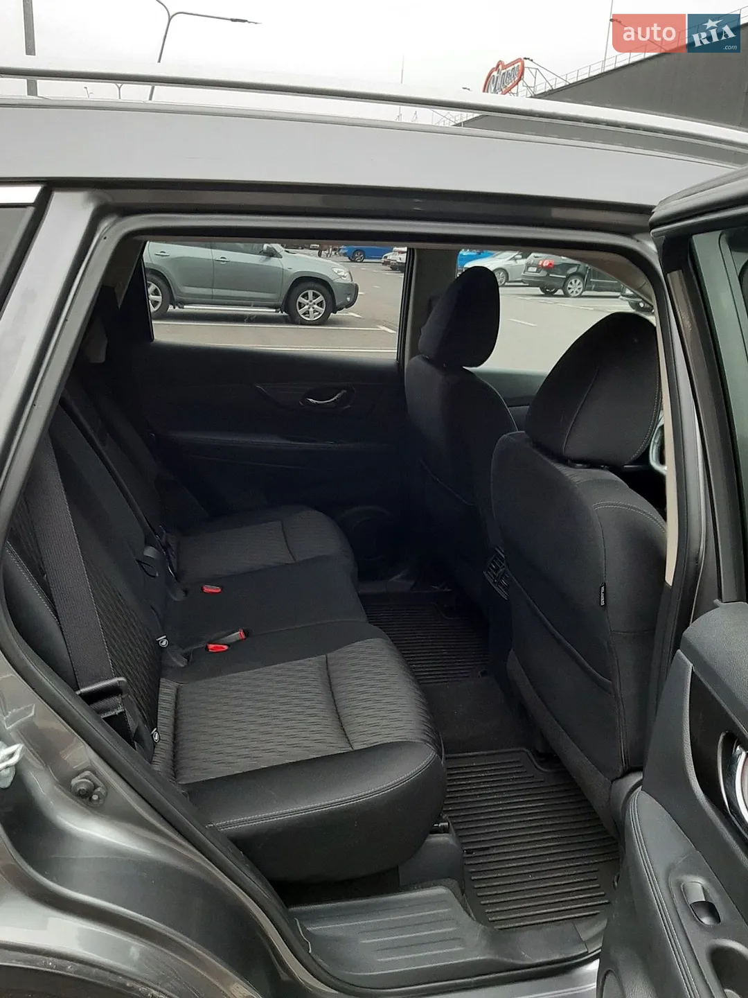 2017 Nissan Rogue - мініатюра 10