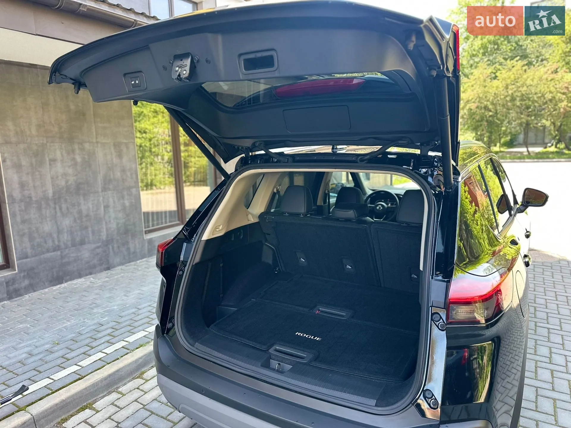 2021 Nissan Rogue - мініатюра 23