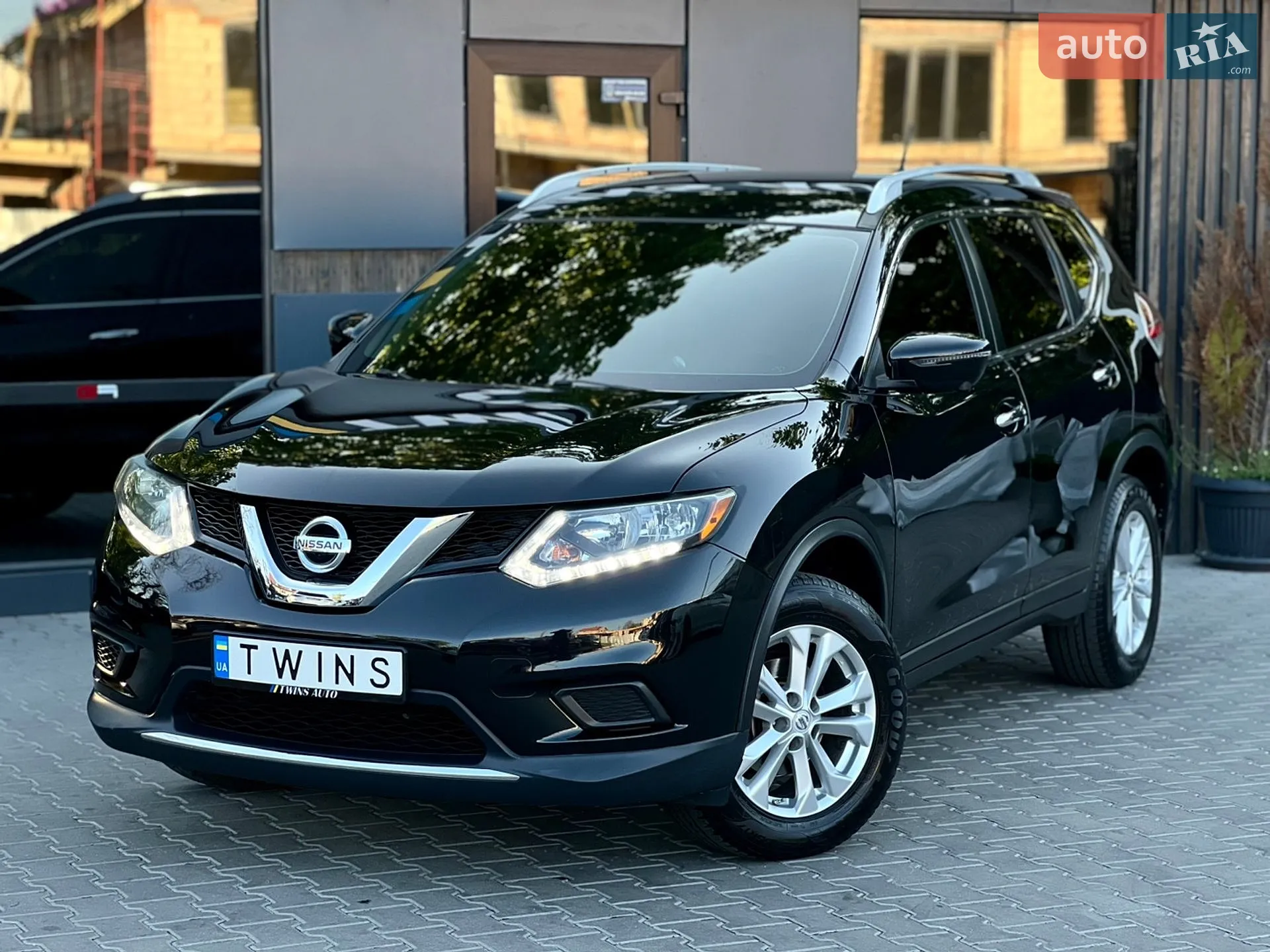2016 Nissan Rogue - фото 1