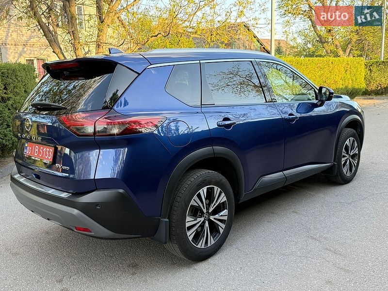 Внедорожник / Кроссовер Nissan Rogue 2021 в Днепре