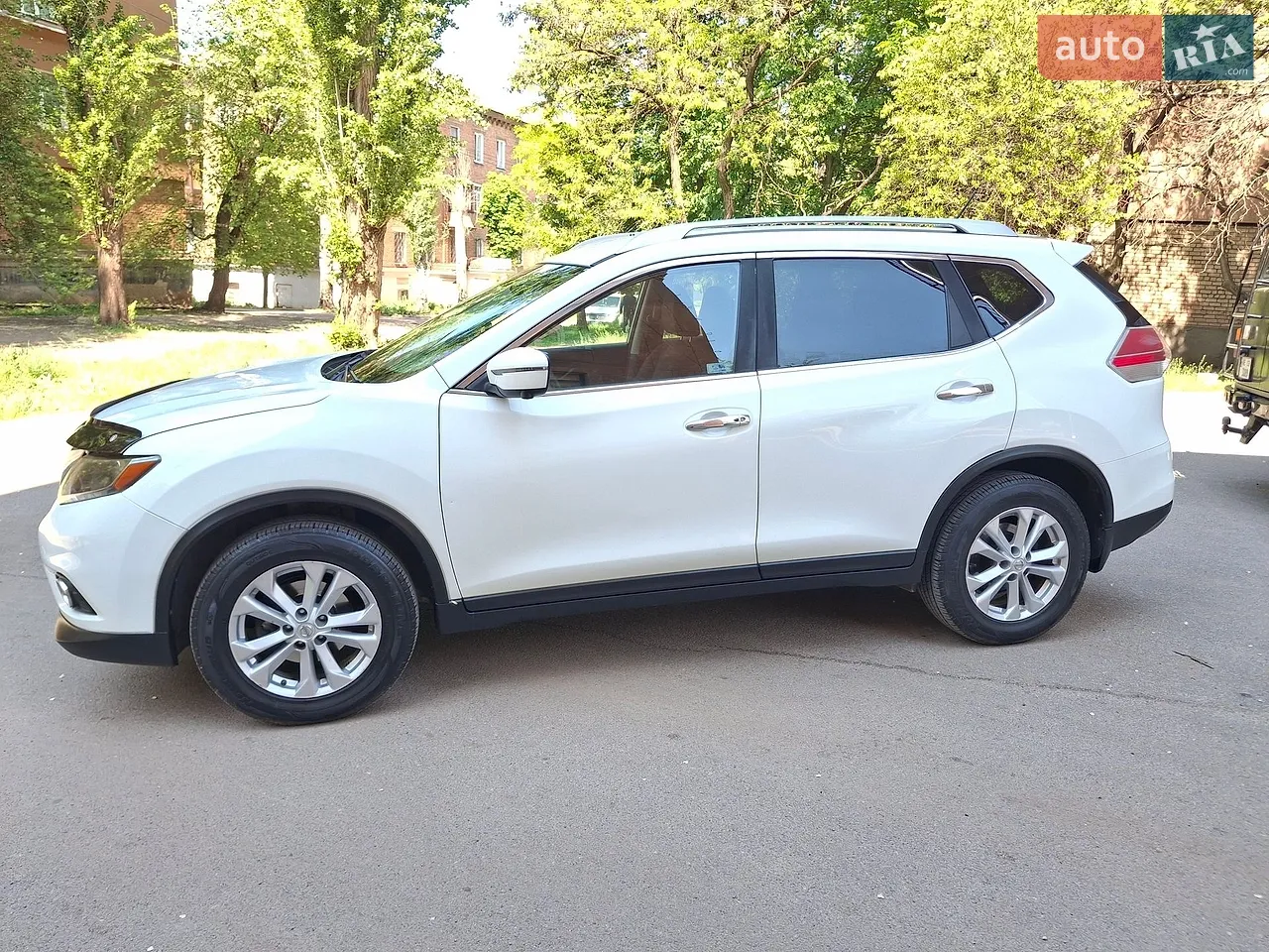 2016 Nissan Rogue - мініатюра 35