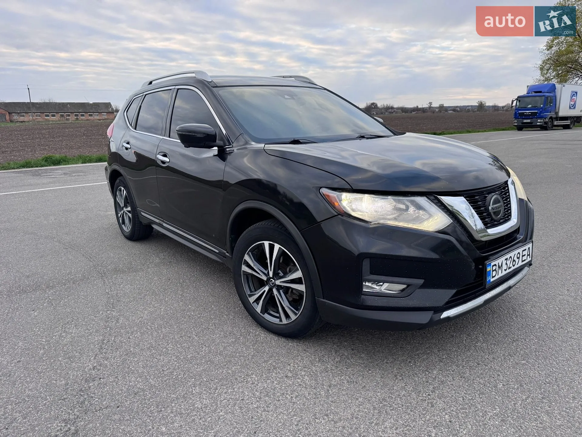 2018 Nissan Rogue - фото 1
