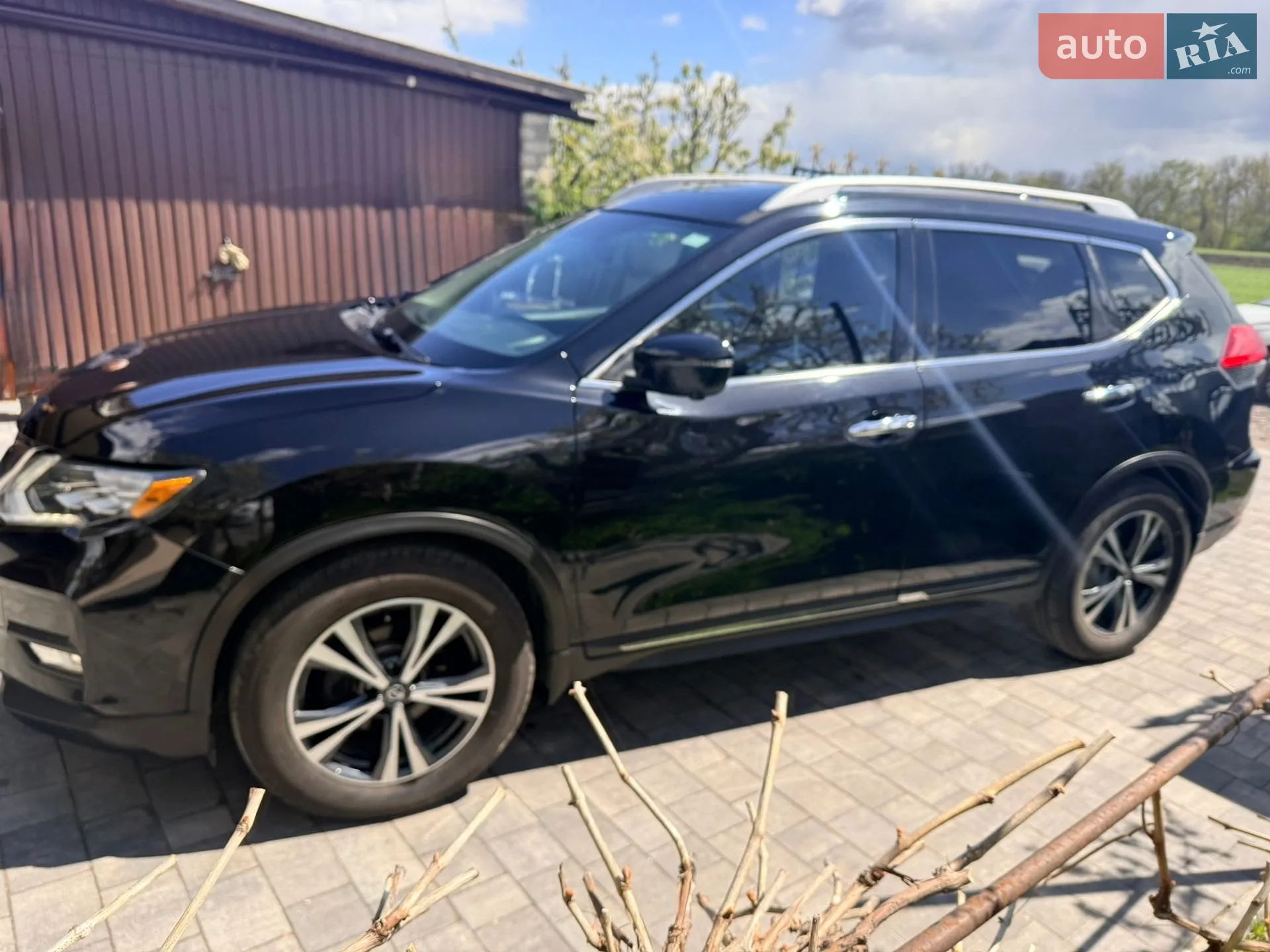 2017 Nissan Rogue - мініатюра 2