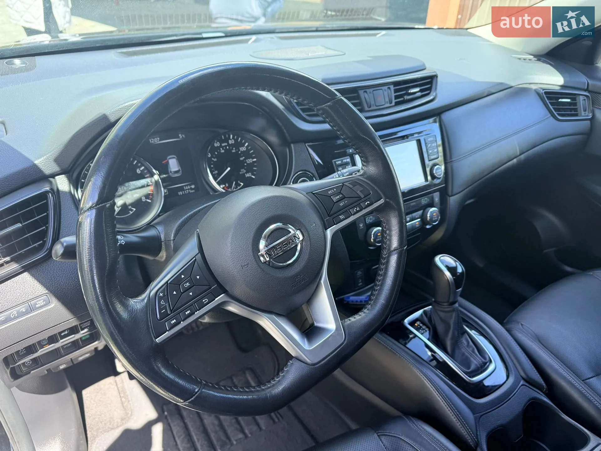 2017 Nissan Rogue - мініатюра 16
