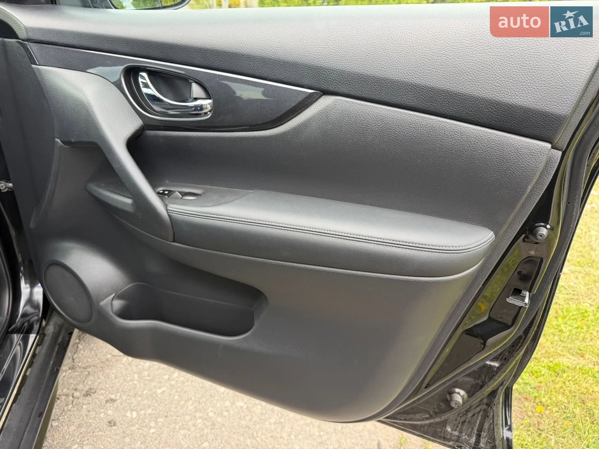 2019 Nissan Rogue - мініатюра 9