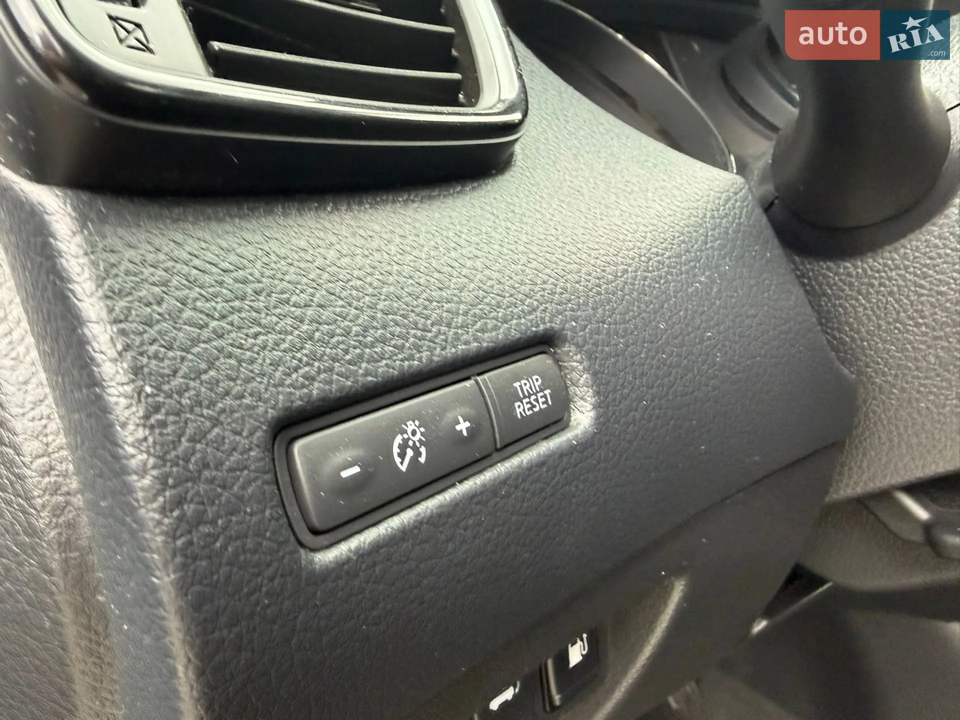 2019 Nissan Rogue - мініатюра 28